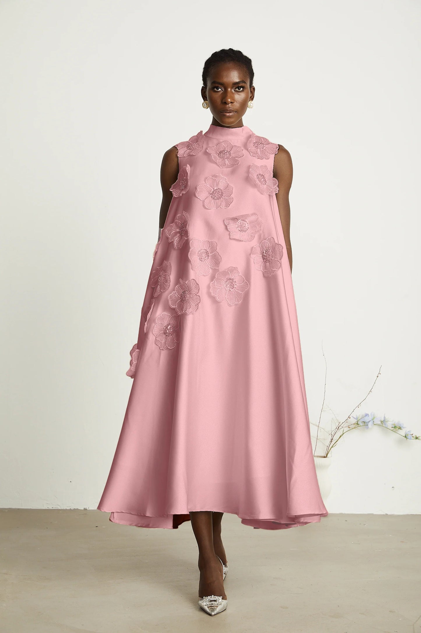 Emilie Sleeveless Floral-Applique Midi Dress in Pink