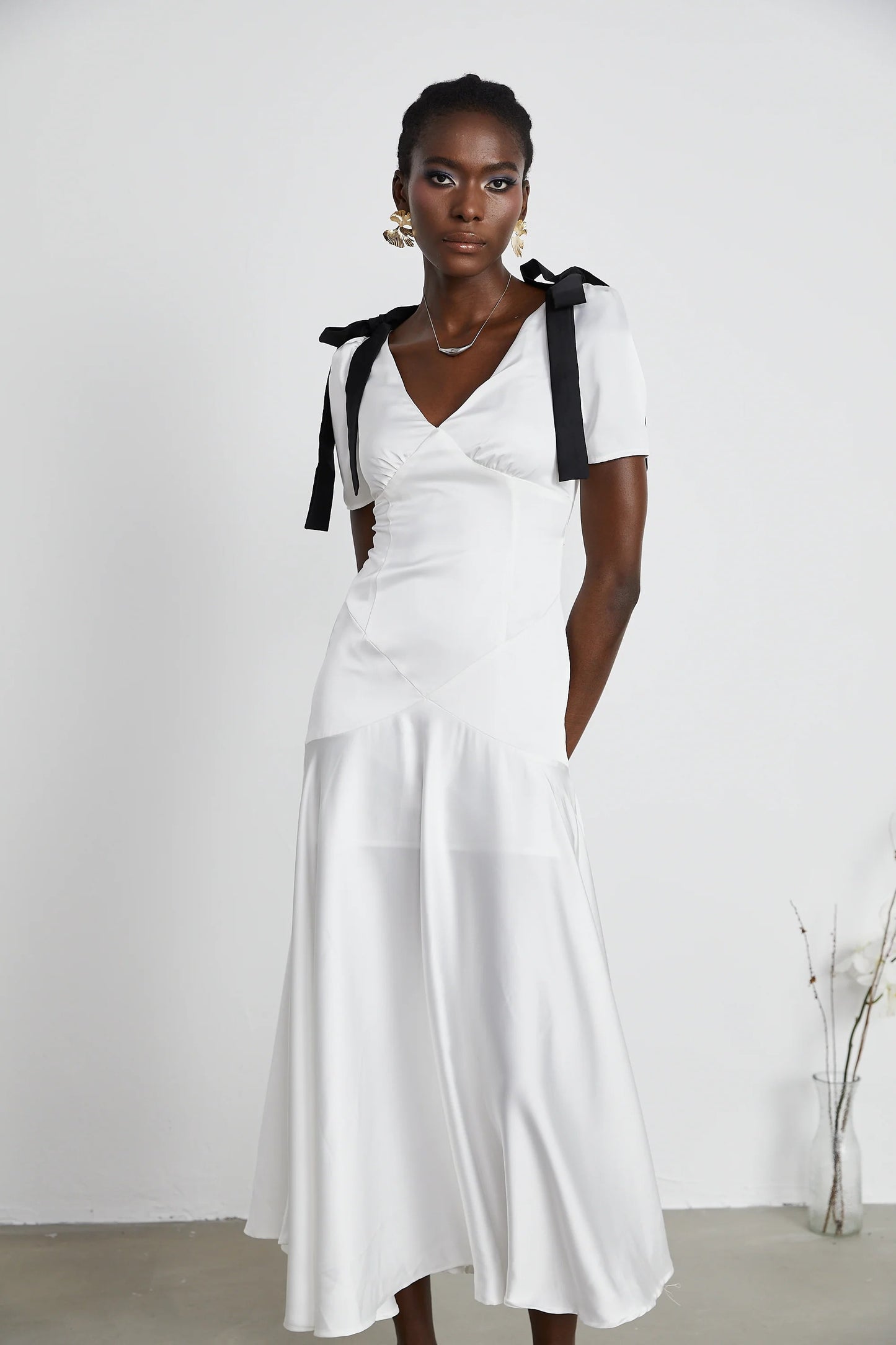 Cyrielle ribbon-detail puff-sleeve maxi dress
