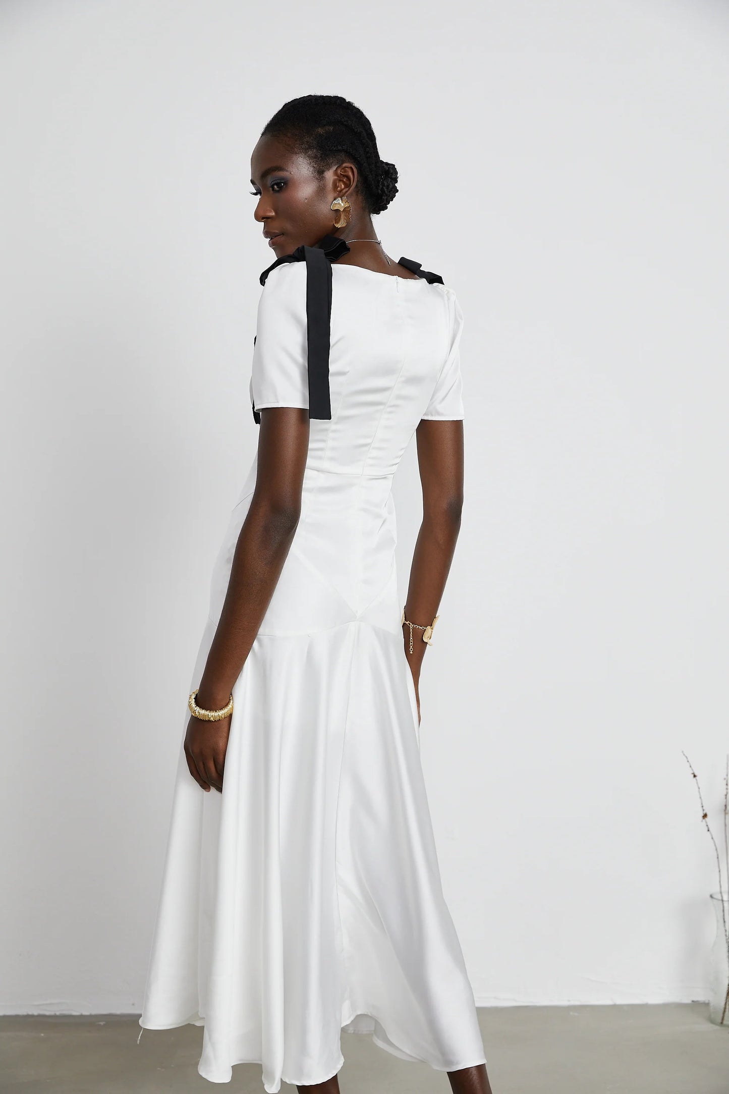 Cyrielle ribbon-detail puff-sleeve maxi dress