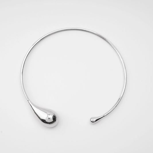 Axelle waterdrop-shaped necklace